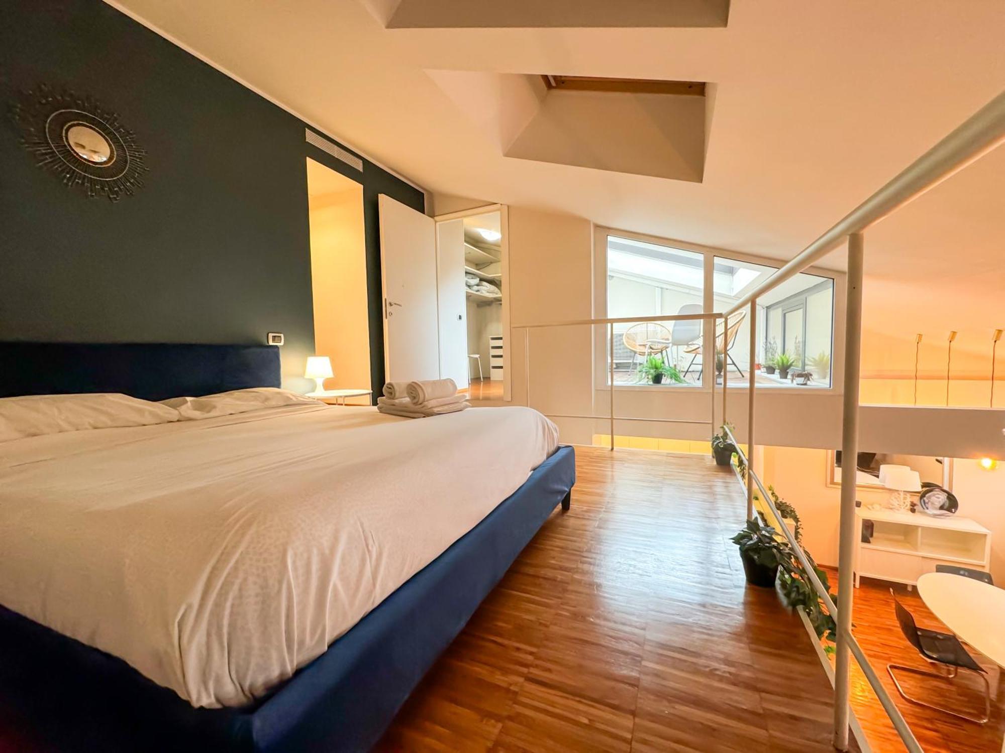 Navigli Design Apartment With Balcony Milan Bagian luar foto