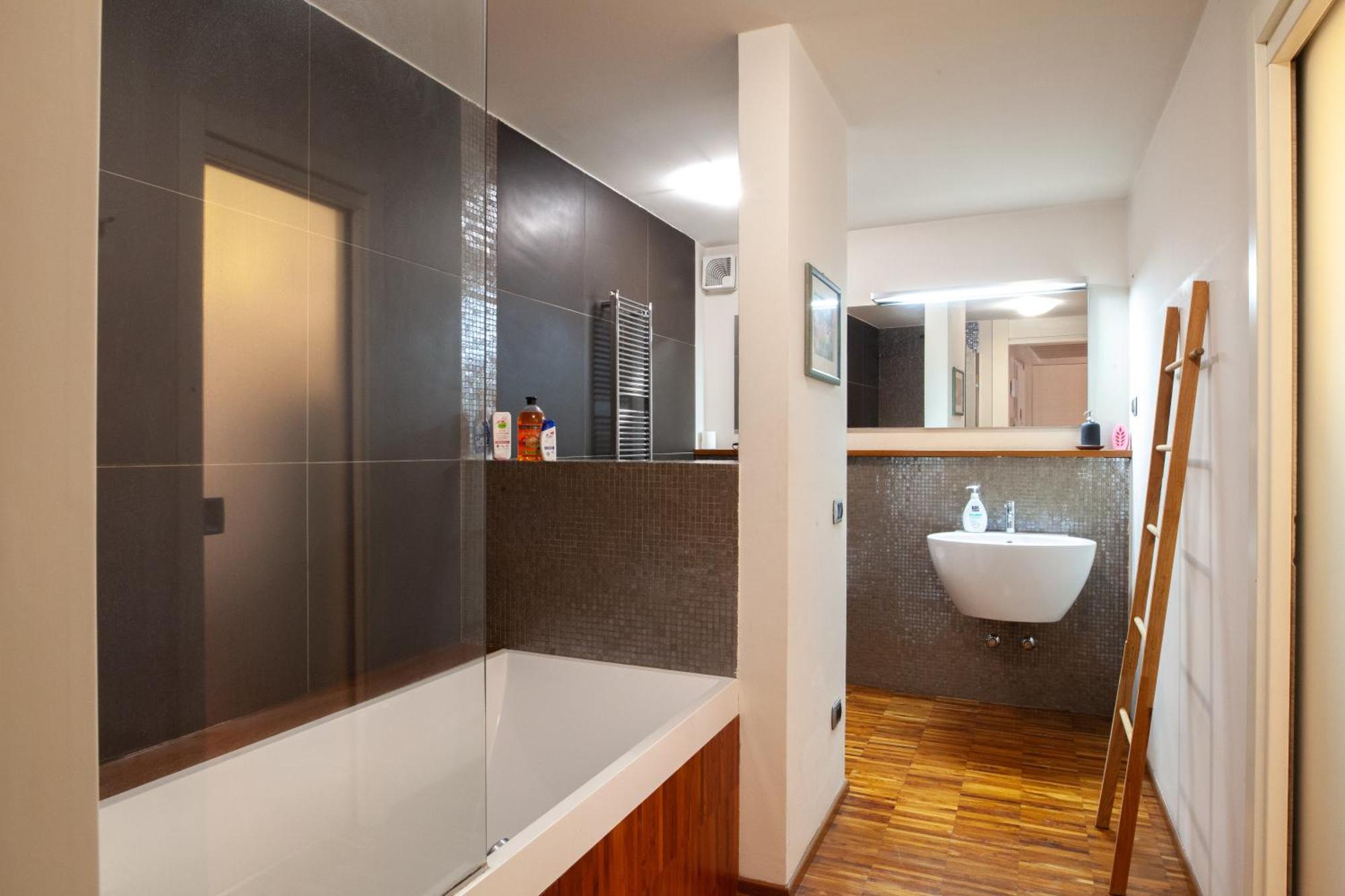 Navigli Design Apartment With Balcony Milan Bagian luar foto